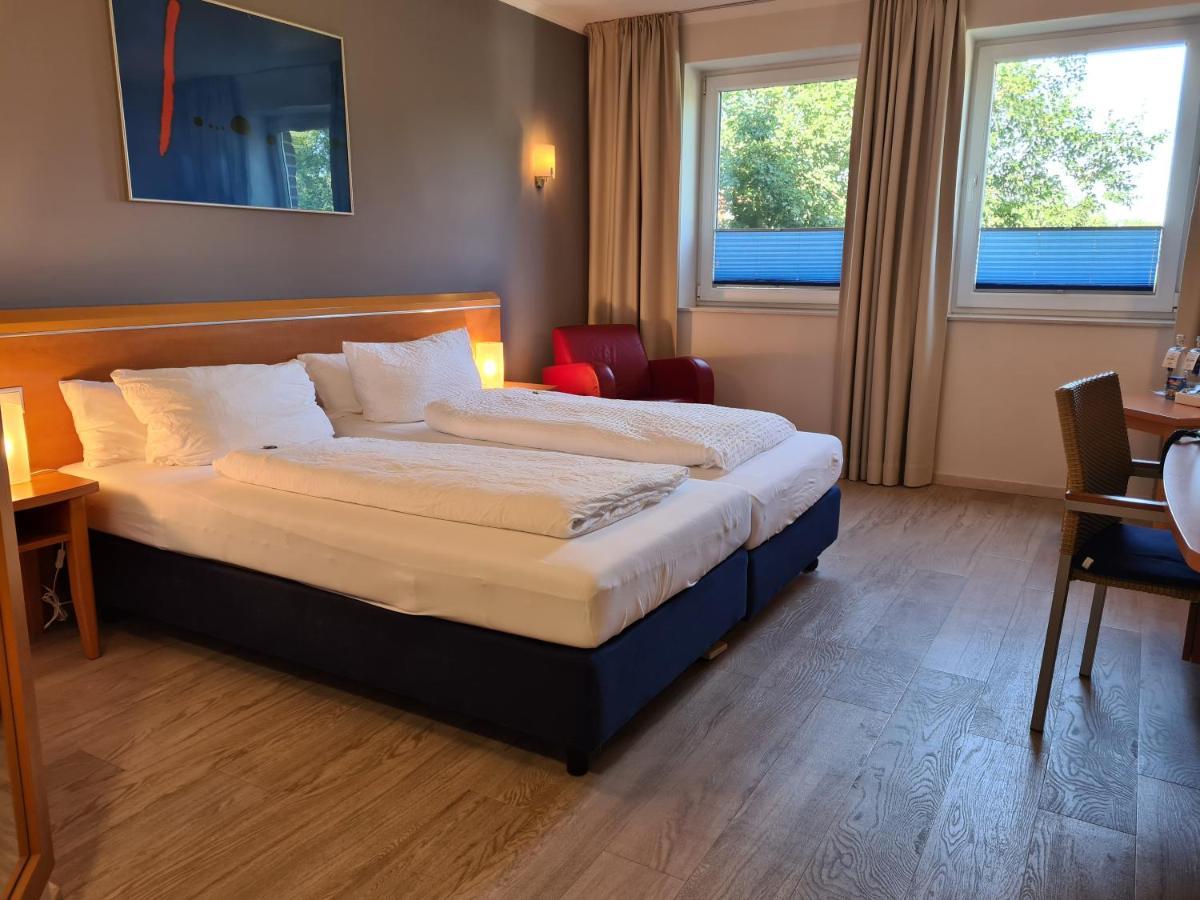Hotel Aquamarin Papenburg Εξωτερικό φωτογραφία